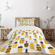 Summertime Pineapples Bedspread Set