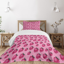 Pop Art Style Strawberry Bedspread Set