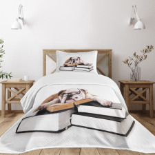 Glasses Dog Bedspread Set