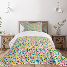 Colorful Retro Shapes Bedspread Set