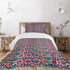 Checkered Doodle Eggs Bedspread Set