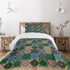 Traditional Vibrant Bedspread Set