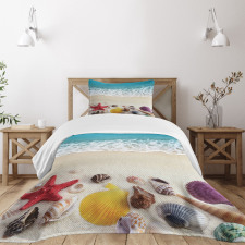 Sea Shells on Sandy Coast Bedspread Set