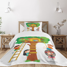 Boys Girl in a Tree House Bedspread Set