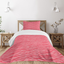 Wavy Stripes Safari Bedspread Set