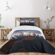 Panoramic Dhaulagiri Bedspread Set