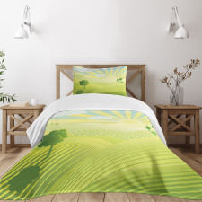 Sunshine Lightens Hills Bedspread Set