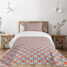 4 Petal Floral Motifs Bedspread Set