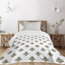 Graphic Bees Dots Pattern Bedspread Set