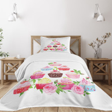 Pyramids of Cupcakes Bedspread Set