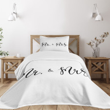 Mr and Mrs Text Bedspread Set