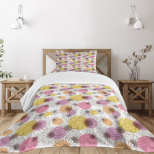 Floral Sketch and Dots Bedspread Set