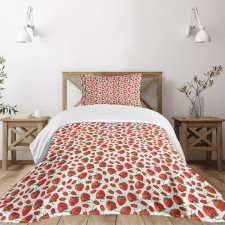 Realistic Ripe Berry Bedspread Set