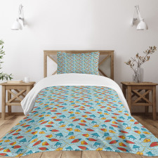 Kite Shaped Animal Pattern Bedspread Set