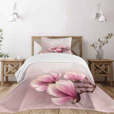 Fragile Flower Petals Bedspread Set