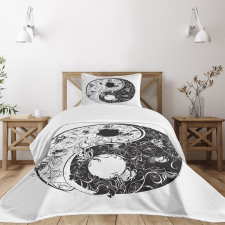 Floral Ornamentation Bedspread Set