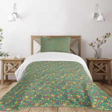 Vintage Foliage Elements Bedspread Set