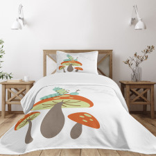 Hookah Caterpillar Bedspread Set