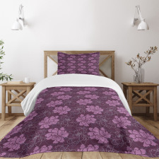 Botanical Petal Pattern Bedspread Set