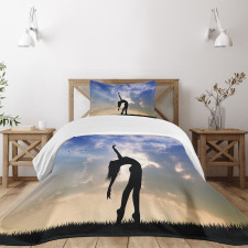 Silhouette Dancing Nature Bedspread Set