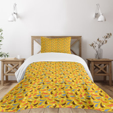 Abstract Tails Doodle Bedspread Set