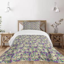 Circumvolved Shapes Bedspread Set