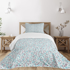 Soft Ornamental Field Design Bedspread Set