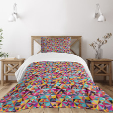 Grunge Complex Triangles Bedspread Set