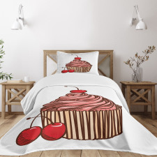 Delicious Cake with Cherry Bedspread Set