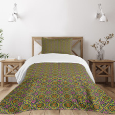 Lively Rhombus-shape Pattern Bedspread Set