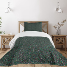 Tiny Petals with Sprouts Bedspread Set
