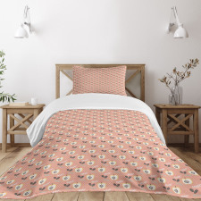 Halved Apples Seeds Bedspread Set