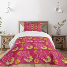 Big Blossoms Doodle Petals Bedspread Set