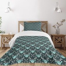 Antlers of Reindeers Arrows Bedspread Set