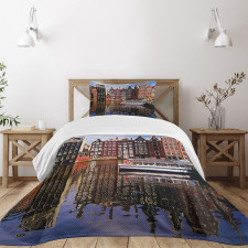 Traditional Old Houses Bedspread Set