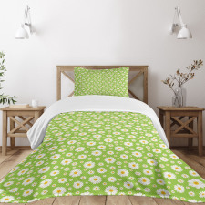 Chamomile Bloom on Pale Green Bedspread Set