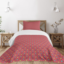 Geometric Triangle Pattern Bedspread Set