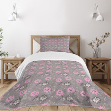 Abstract Blooming Flower Bedspread Set