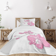 Simple Hand-drawn Flowers Bedspread Set