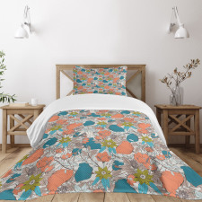 Tulips Poppy and Foliage Bedspread Set