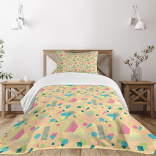 Memphis Style Triangle Lines Bedspread Set