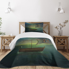 Boat Sailing in a Calm Sea Bedspread Set