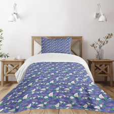 Peacock Tail Outlined Motif Bedspread Set