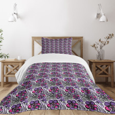 Doodle Style Brush Strokes Bedspread Set