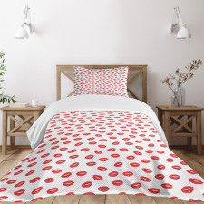 Red Kisses Imprint Bedspread Set