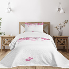 Falling Flower Motif Bedspread Set