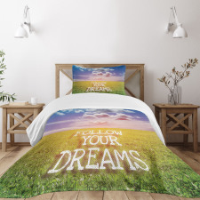 Green Field with Open Sky Bedspread Set