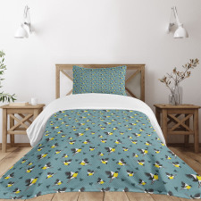 Exotic Tomtits Animal Pattern Bedspread Set