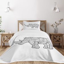 Animal Sketch with Flowers Bedspread Set