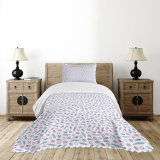 Repeating Pattern of Feather Bedspread Set